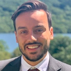 Headshot of Ricardo Quina