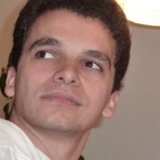 Headshot of Mario Silva